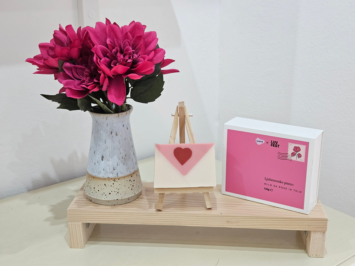 Trdo milo za roke in telo - ljubezensko pismo